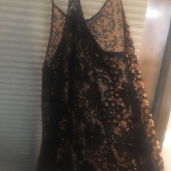 NAVY AND GOLD DESIGN TOL WITH ADJUSTABLE STRAPS. - Picture 2 of 5